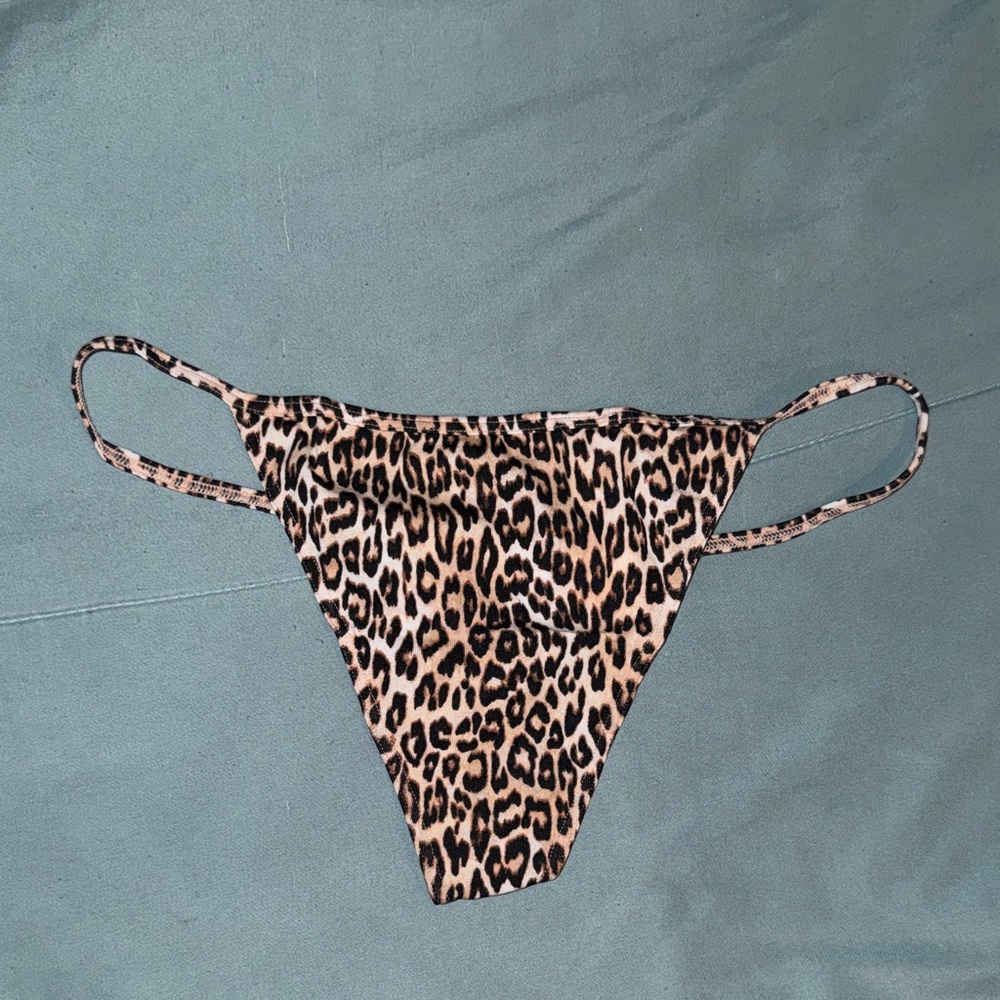 PINK Victoria's Secret Leopard Print Thong Panty - Pink, Black